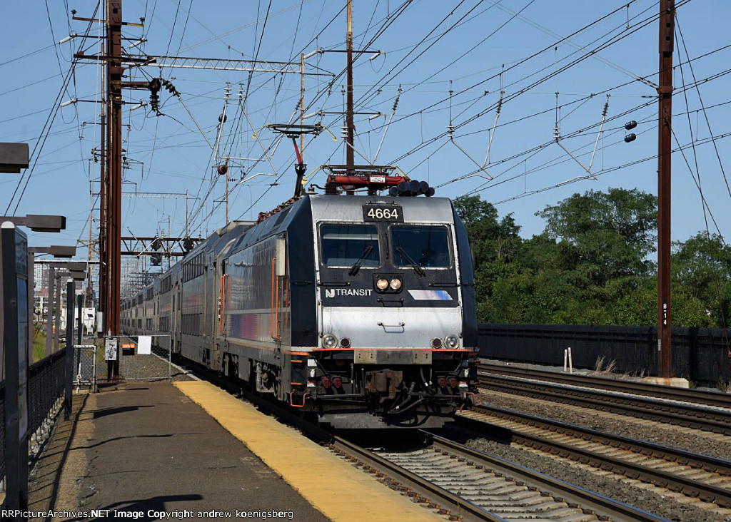 NJT 4664